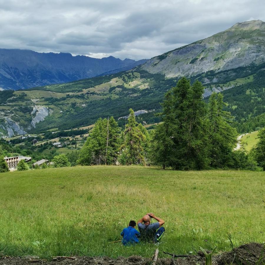 Appartement Pied Des Pistes Super Sauze Enchastrayes 外观 照片
